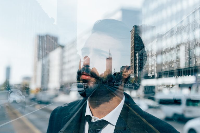 Dirigeant partagé entre ses convictions et le fonctionnement de sa propre entreprise